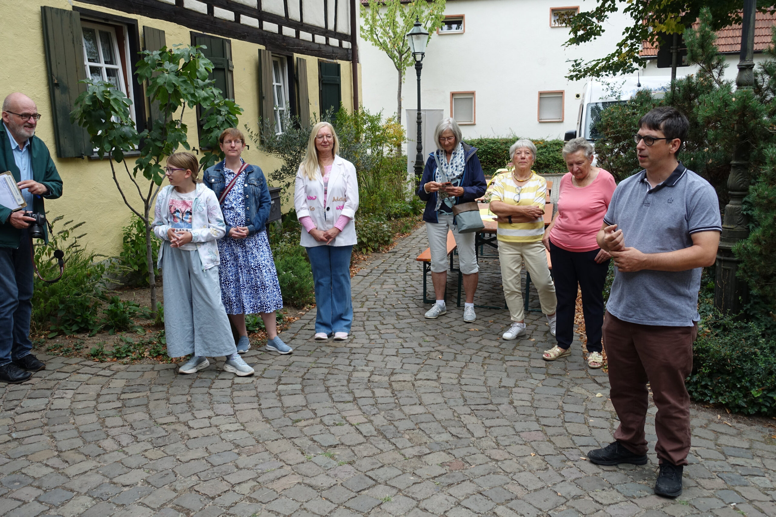 6.Gruß Tedesco1